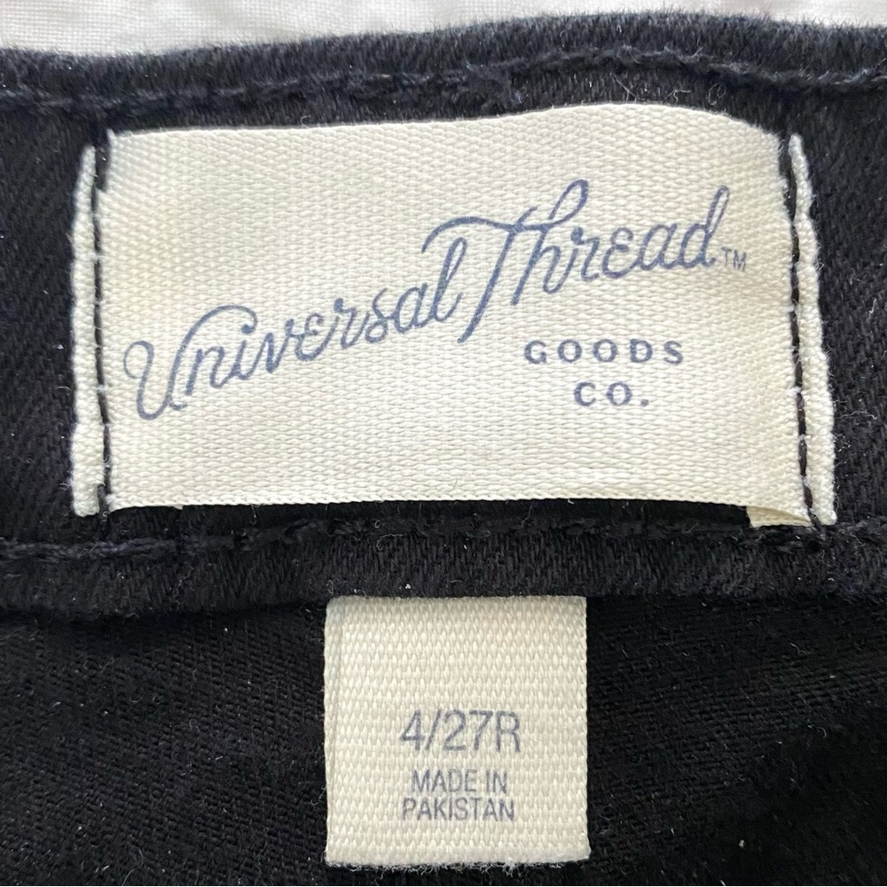 Women’s High-Rise Midi Jean Black Shorts - Universal Thread Size 4 - Picture 8 of 12